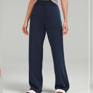 EUC Lululemon Softstreme High-Rise Pant - True Navy